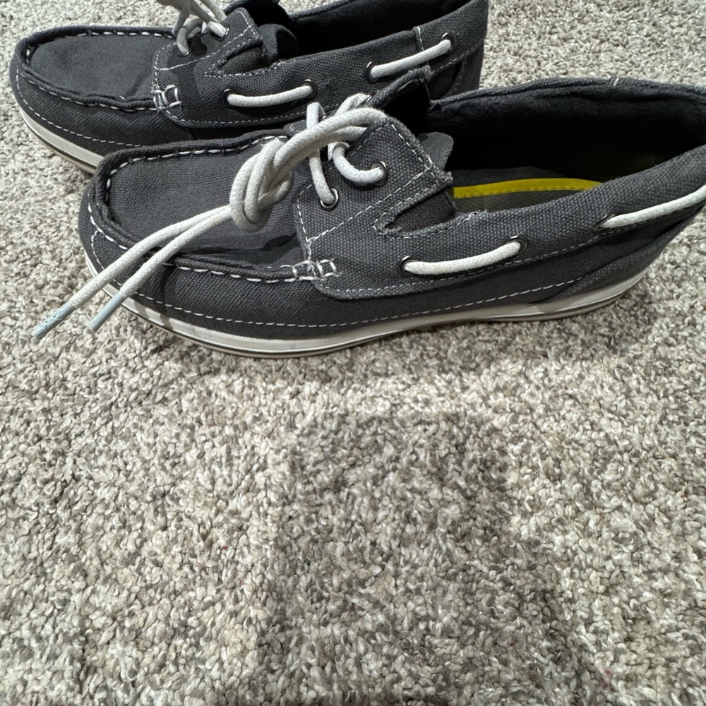 Sonoma Gray Canvas Shoes, size 5 youth or 7-7.5 women's.